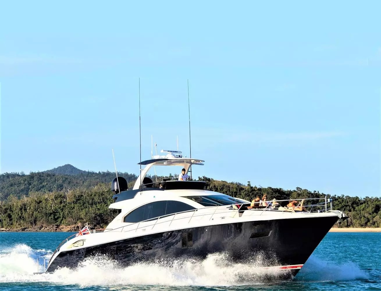 la mar luxury yacht photos